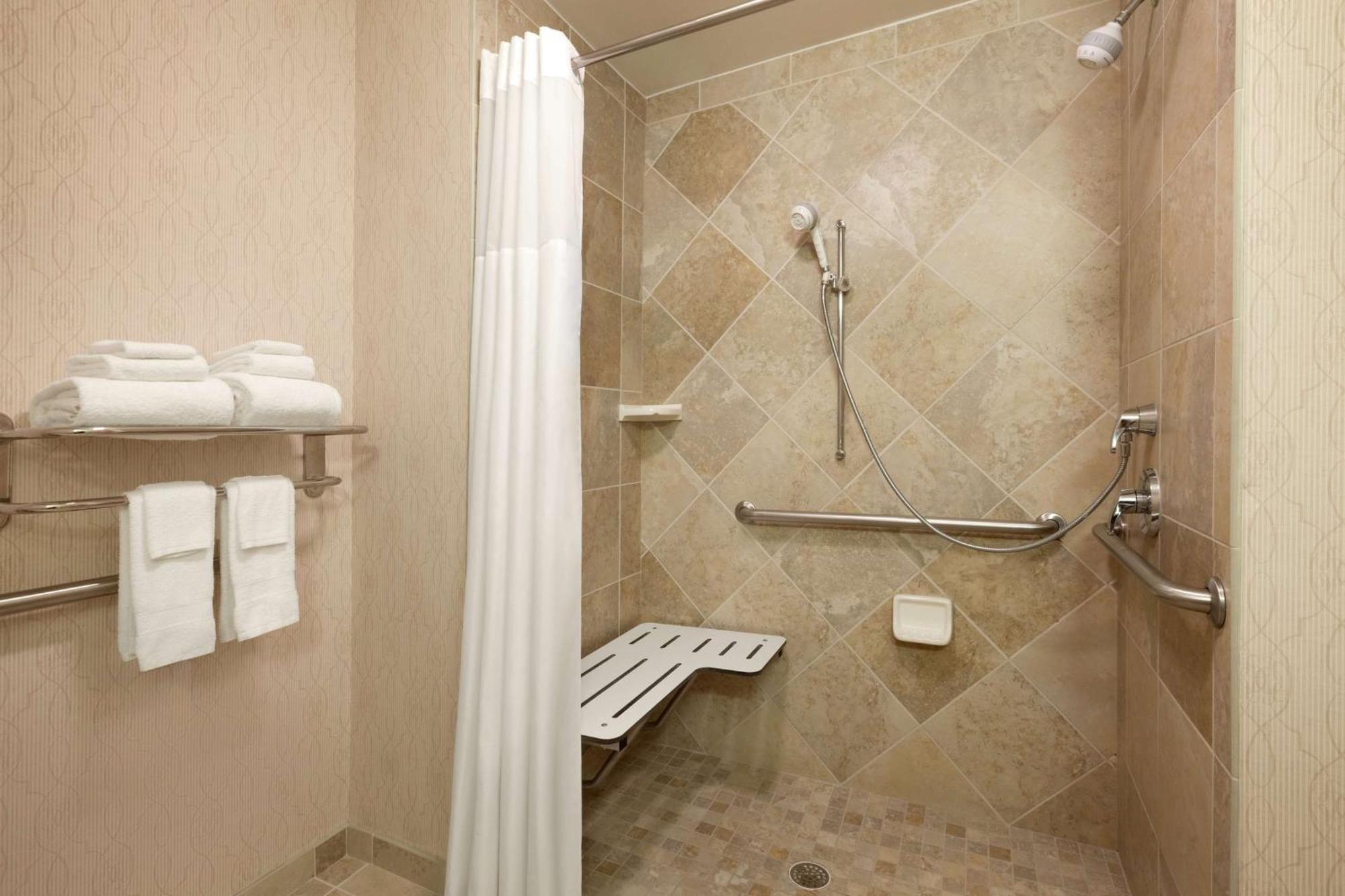 Hampton Inn & Suites Washington-Dulles International Airport Sterling Exterior photo